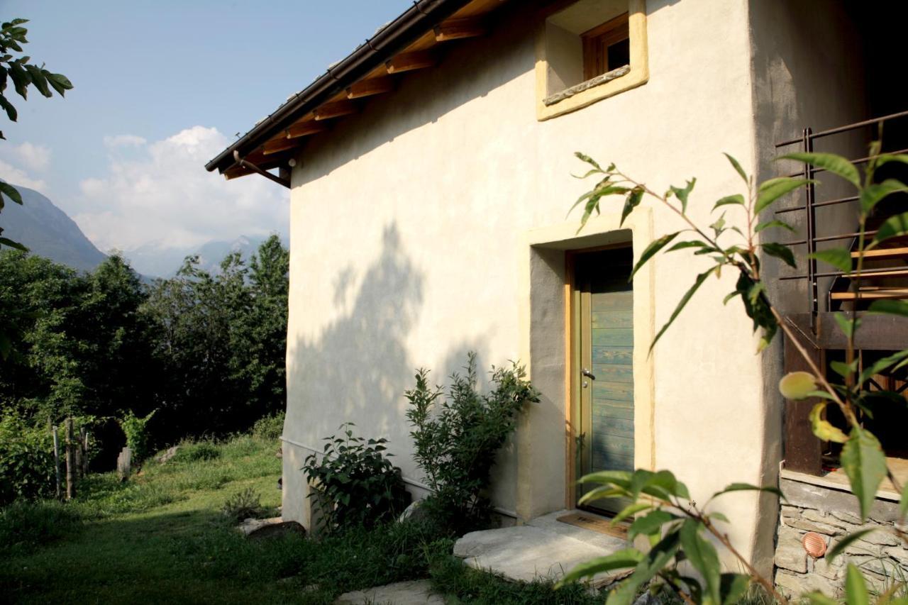 La Casa Di Paglia B&B Verrayes Exterior foto